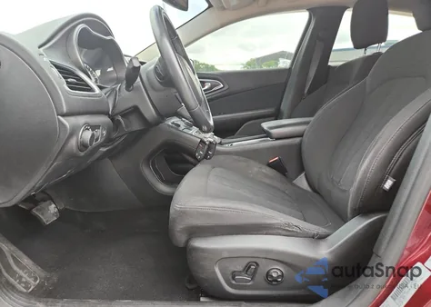 2015 Chrysler 200 Limited из США, поврежденный, VIN 1C3CCCAB5FN750337